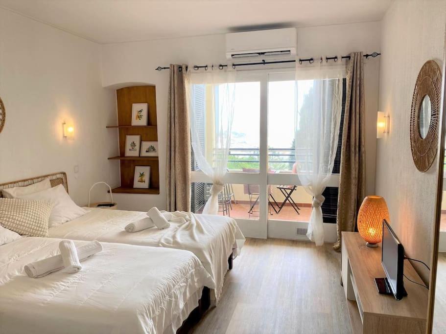 Appartement With Great Sea View, Near The Beach, With Ac And Pools Albufeira